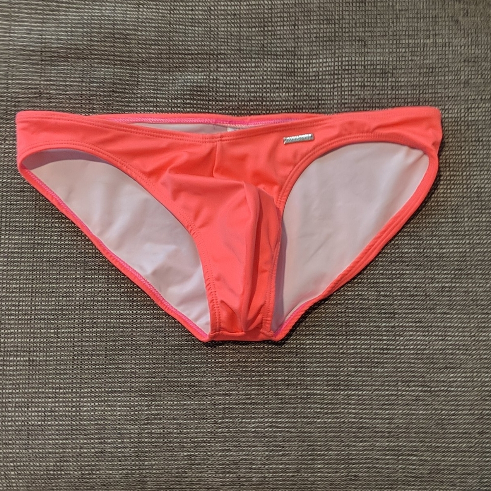 Speedo